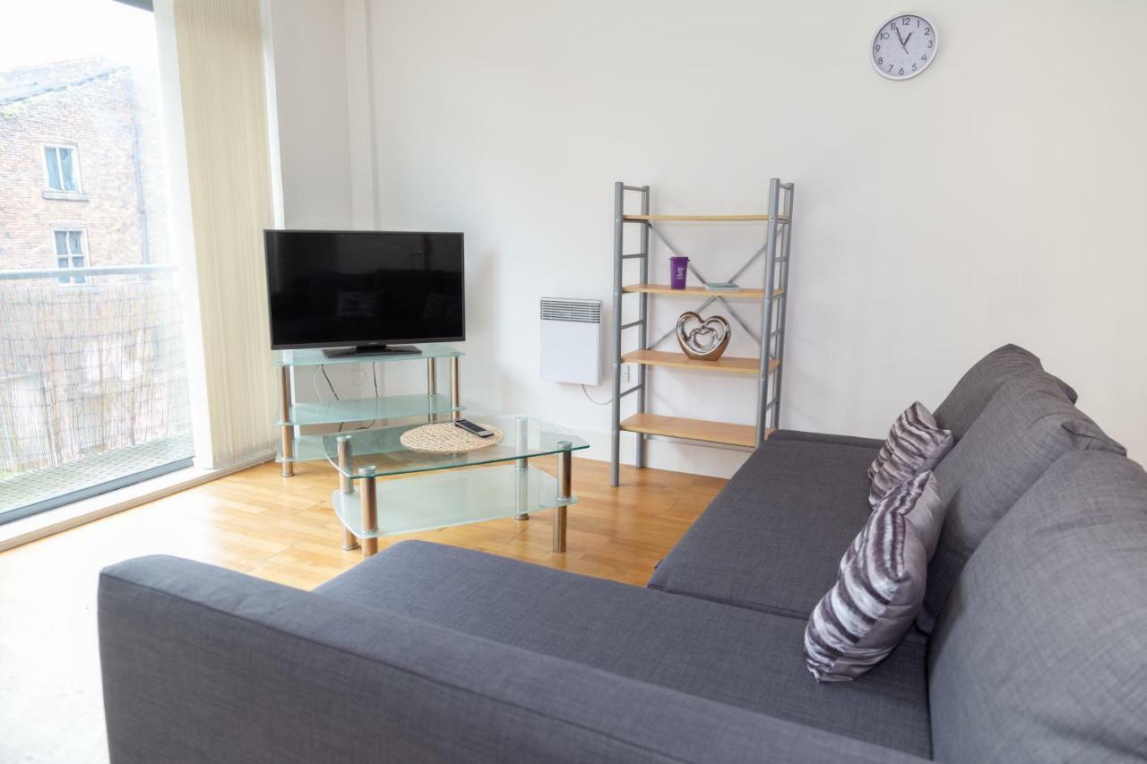 Serviced Apartment In Liverpool City Centre - Free Parking - Balcony - By Happy Days Eksteriør bilde